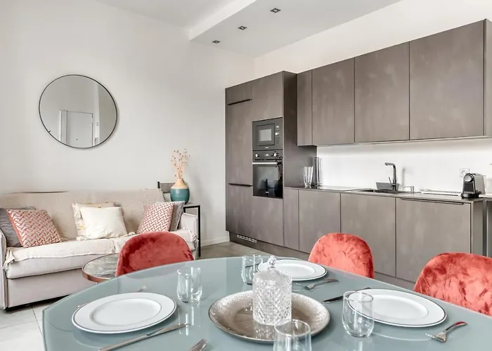 Centric 2 Steps Le Marais -republic Apartment Paris