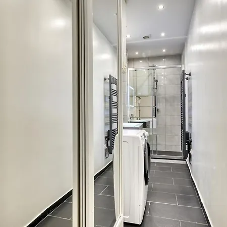 Centric 2 Steps Le Marais -republic Apartment *